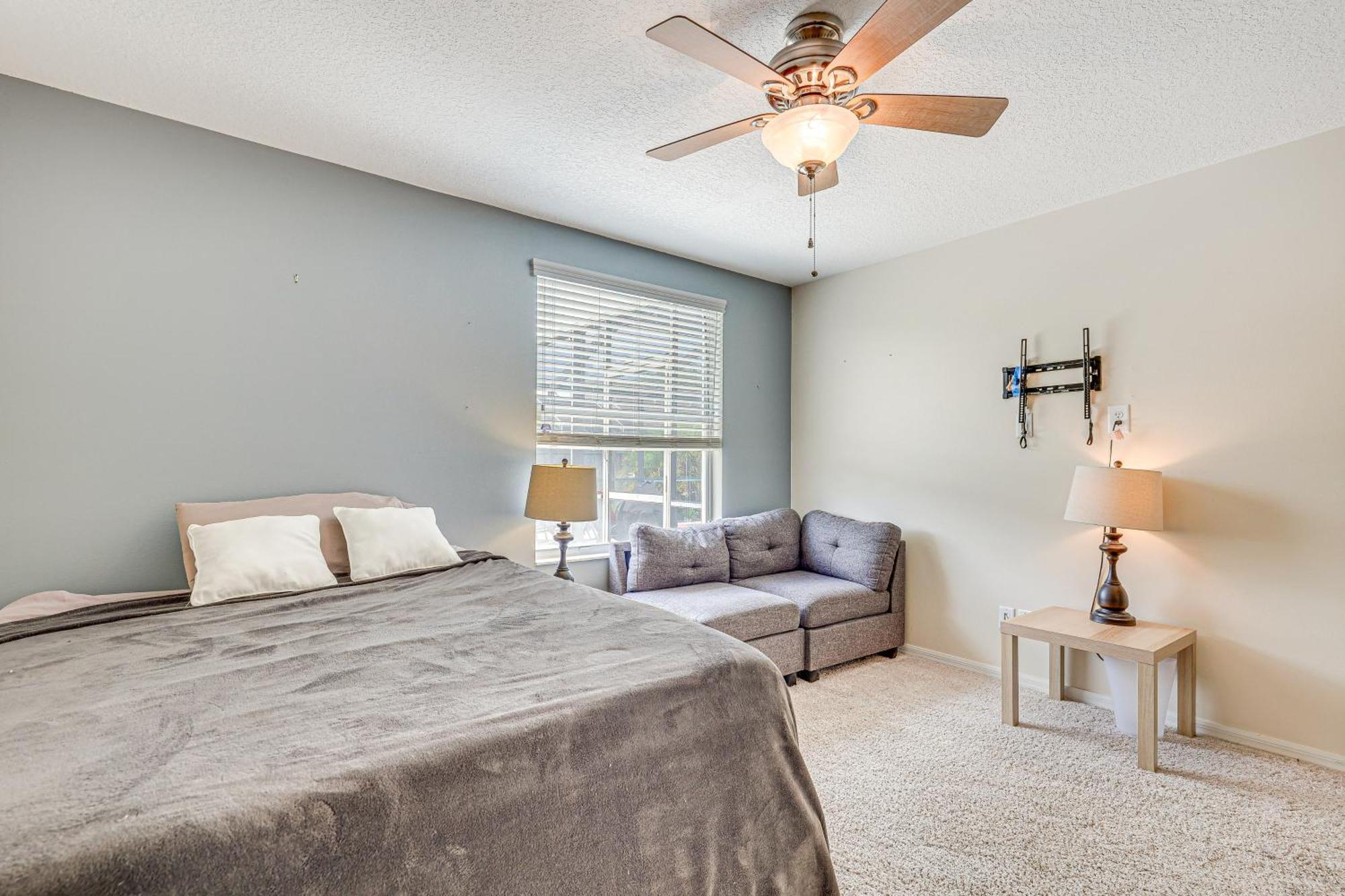 Riverview With Screened Pool About 1 Mi To Marina! Ferienhaus