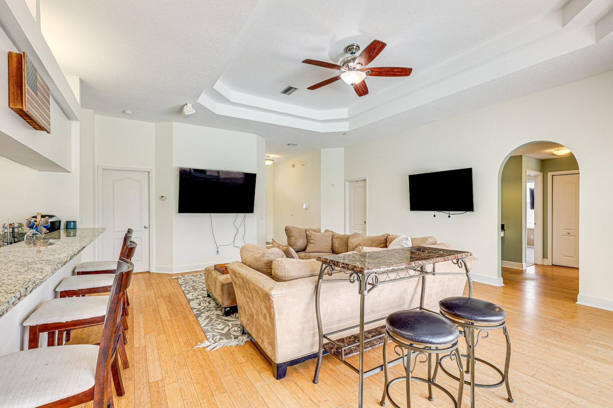 Ferienhaus Riverview With Screened Pool About 1 Mi To Marina! Riverview (Hillsborough County)